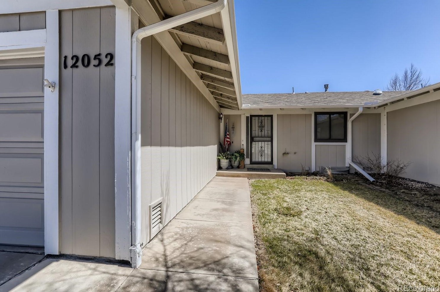 12052 Maple Ave, Denver CO  80012-1267 exterior