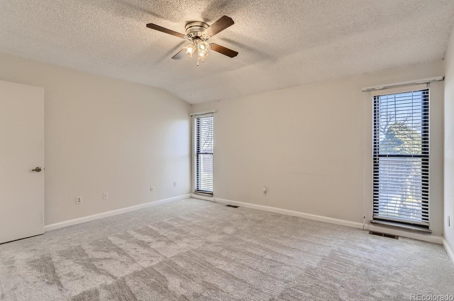 12052 Maple Ave, Denver CO  80012-1267 exterior