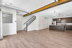 19570 E Sunset Cir, Aurora, CO 80015 - Photo 11