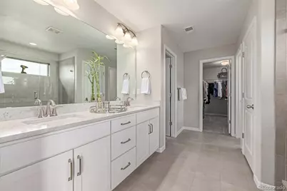 26654 E Indore Avenue, Aurora, CO 80016 - Photo 31