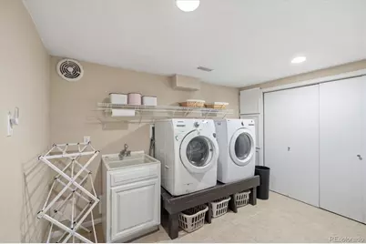 3866 E Long Avenue, Centennial, CO 80122 - Photo 37