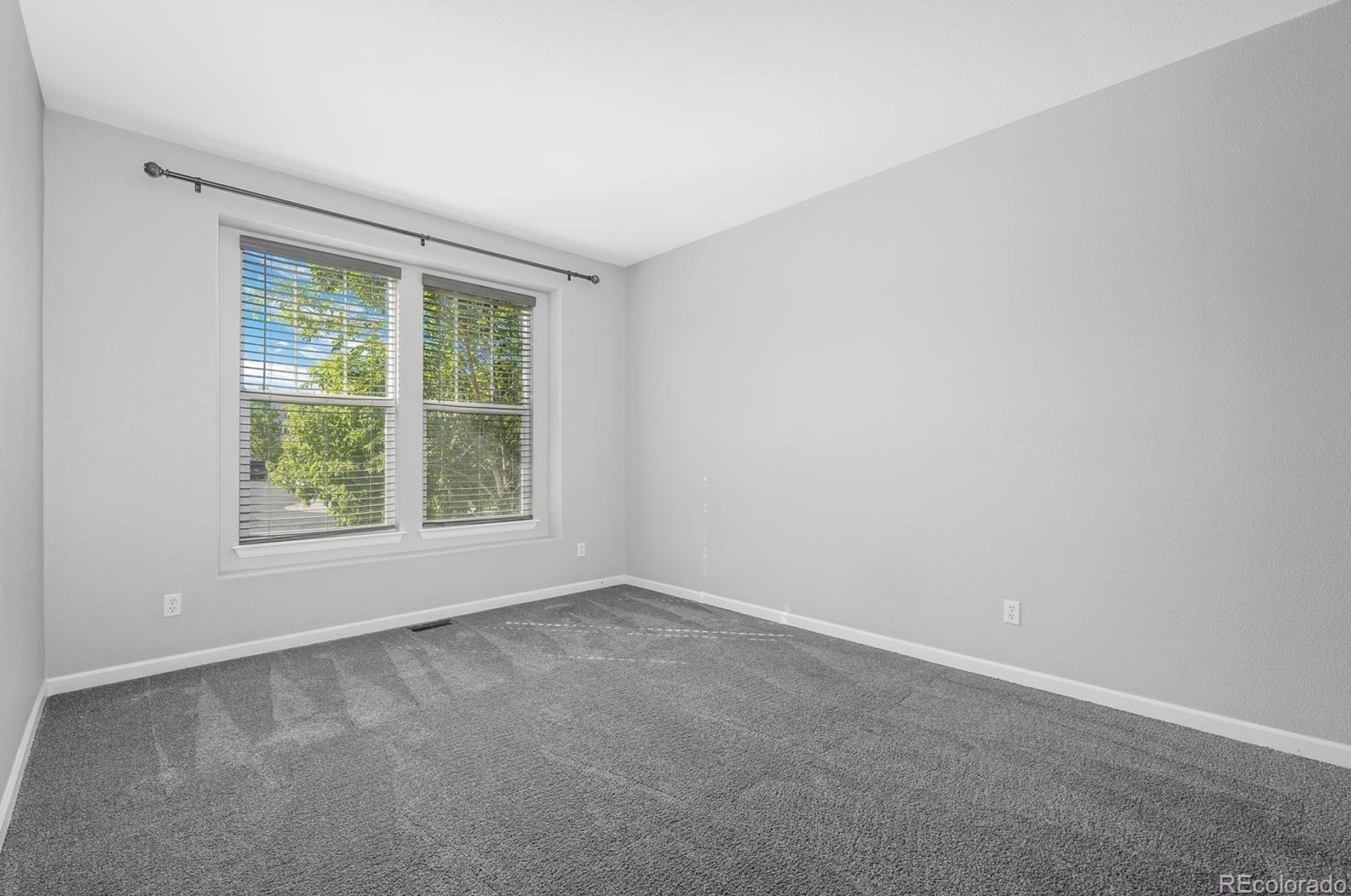 23631 Alabama Dr, Aurora CO  80018-3024 exterior