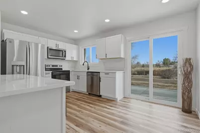 2680 S Mobile Way, Aurora, CO 80013 - Photo 5