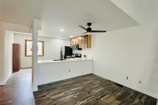 2002 S Worchester Way, Aurora, CO 80014 - Photo 5