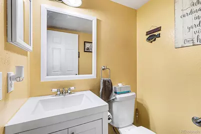 4304 S Ceylon Street, Aurora, CO 80015 - Photo 11