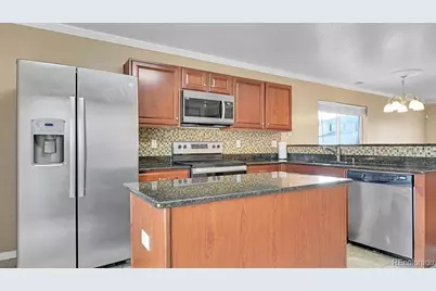 5556 Flanders Way, Denver, CO 80249 - Photo 7