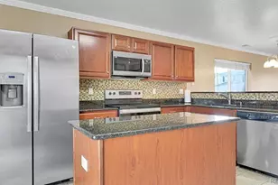 5556 Flanders Way, Denver, CO 80249 - Photo 7