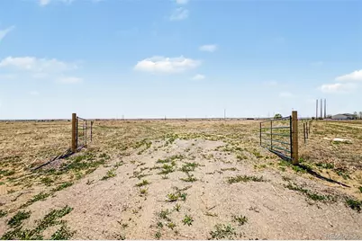 8920 County Road 39, Fort Lupton, CO 80621 - Photo 1
