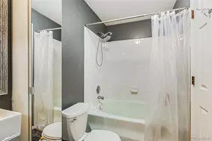 6776 S Ivy St, Centennial, CO 80112 - Photo 21