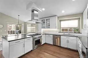 9570 Brook Hill Ln, Lone Tree, CO 80124 - Photo 7