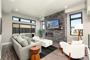 4353 N Meadows Dr, Castle Rock, CO 80109 - Photo 3