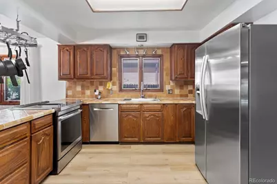 241 E 105th Avenue, Northglenn, CO 80233 - Photo 9