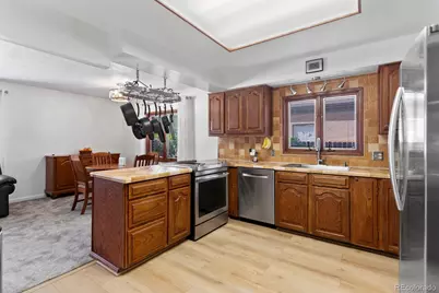 241 E 105th Avenue, Northglenn, CO 80233 - Photo 11