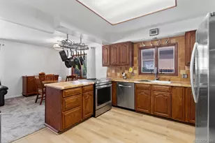 241 E 105th Ave, Northglenn, CO 80233 - Photo 9