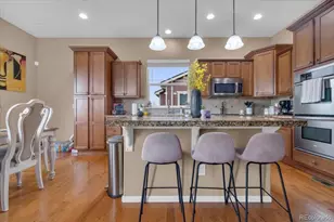 413 N de Gaulle Ct, Aurora, CO 80018 - Photo 9