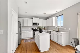 20473 E Girard Dr, Aurora, CO 80013 - Photo 9