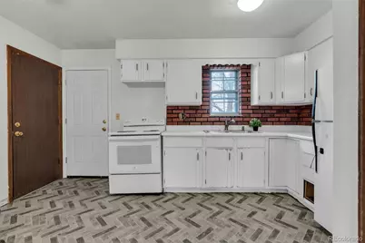 16163 E 18th Place, Aurora, CO 80011 - Photo 9