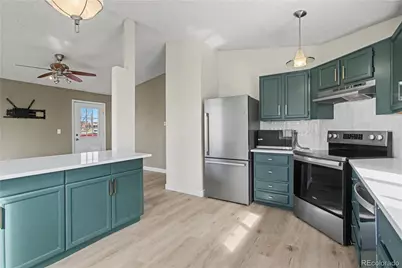 6169 Zenobia Court, Arvada, CO 80003 - Photo 11