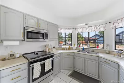 4331 Del Rio Court, Denver, CO 80239 - Photo 5