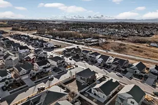 4504 N Picadilly Ct, Aurora, CO 80019 - Photo 49