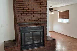 1350 Scranton St, Aurora, CO 80011 - Photo 3