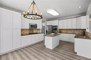 5807 S Espana St, Aurora, CO 80015 - Photo 17