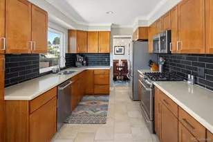 7825 E Kettle Ave, Centennial, CO 80112 - Photo 11