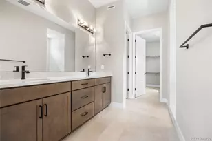 8811 S Quemoy St, Aurora, CO 80016 - Photo 17