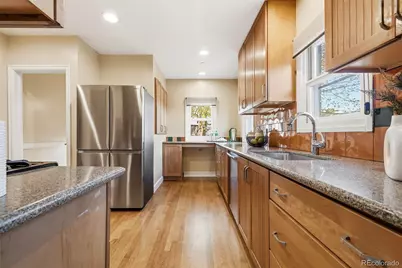 2820 Clermont Street, Denver, CO 80207 - Photo 3
