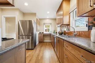 2820 Clermont St, Denver, CO 80207 - Photo 3