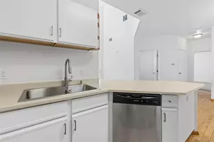 18930 E Warren Cir, Aurora, CO 80013 - Photo 7