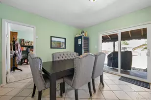 4493 N Auckland Ct N, Denver, CO 80239 - Photo 5