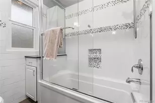 2645 Cherry St, Denver, CO 80207 - Photo 21