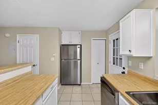 1218 S Flower Cir, Lakewood, CO 80232 - Photo 9