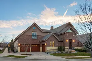 39 Royal Ann Dr, Englewood, CO 80111 - Photo 1