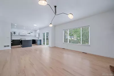 6048 S Walden Court, Aurora, CO 80016 - Photo 17