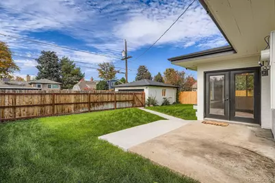 2655 Monaco Parkway, Denver, CO 80207 - Photo 23
