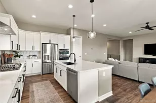 1168 Ascent Trail Cir, Erie, CO 80516 - Photo 17