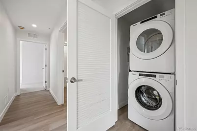 639 29th St #209, Denver, CO 80205 - Photo 5