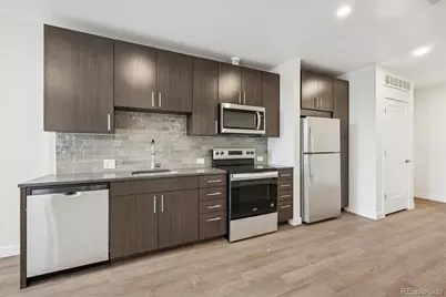 639 29th St #209, Denver, CO 80205 - Photo 1