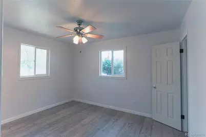 941 Zion Street, Aurora, CO 80011 - Photo 9