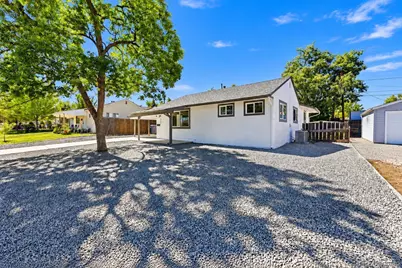 2631 S Green Court, Denver, CO 80219 - Photo 5