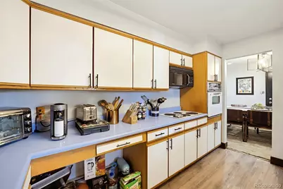 460 Oswego Court, Aurora, CO 80010 - Photo 7