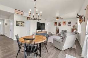 211 Fox St, Bennett, CO 80102 - Photo 5