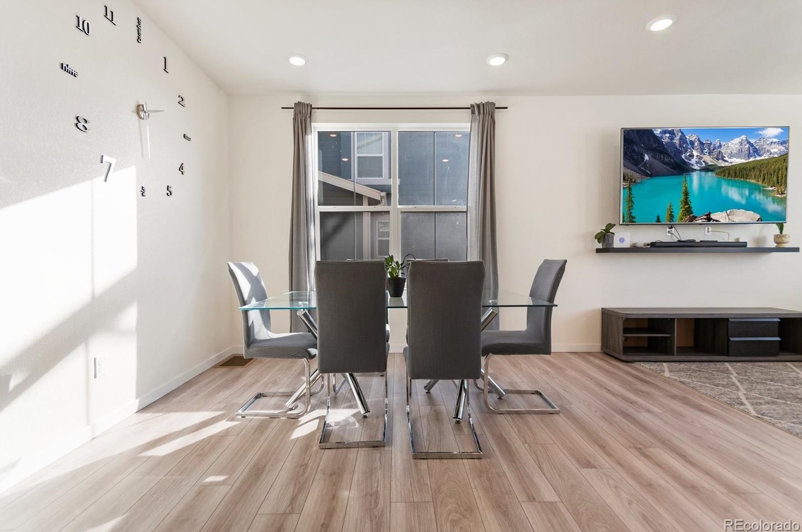 9403 Sedalia St, Denver CO  80022-8854 exterior