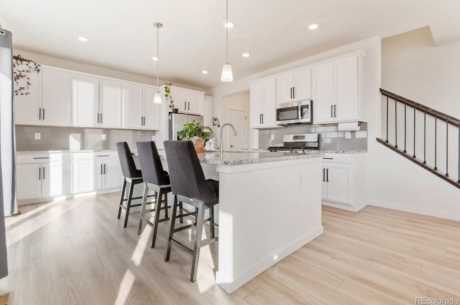 9403 Sedalia St, Denver CO  80022-8854 exterior