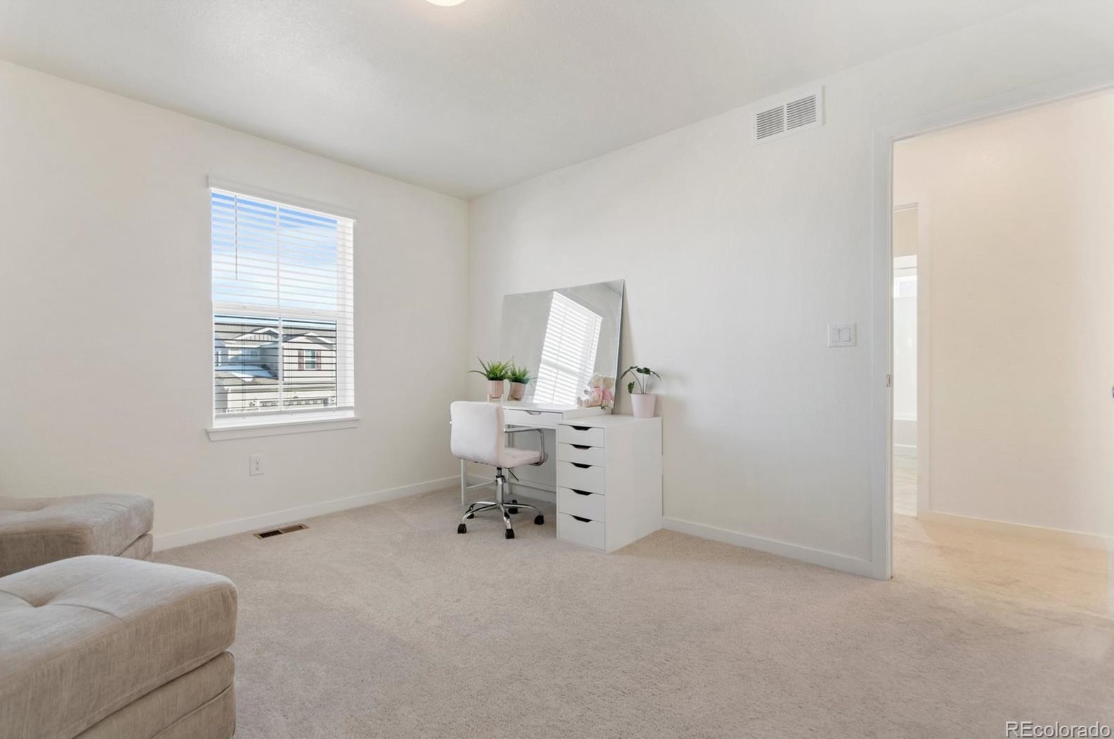9403 Sedalia St, Denver CO  80022-8854 exterior