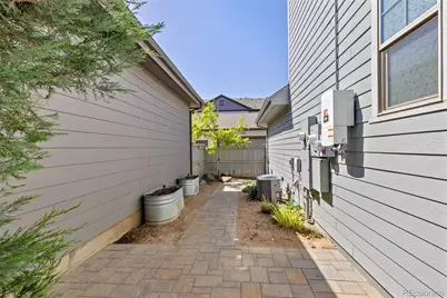 5815 Boston Court, Denver, CO 80238 - Photo 7