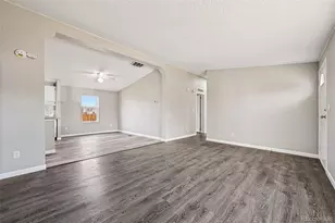 7041 Ash Ct, Commerce City, CO 80022 - Photo 11