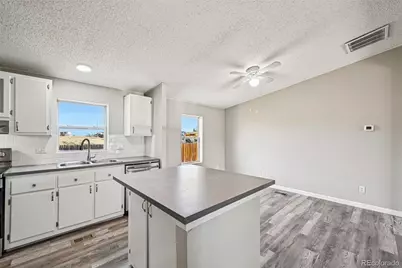 7041 Ash Court, Commerce City, CO 80022 - Photo 17